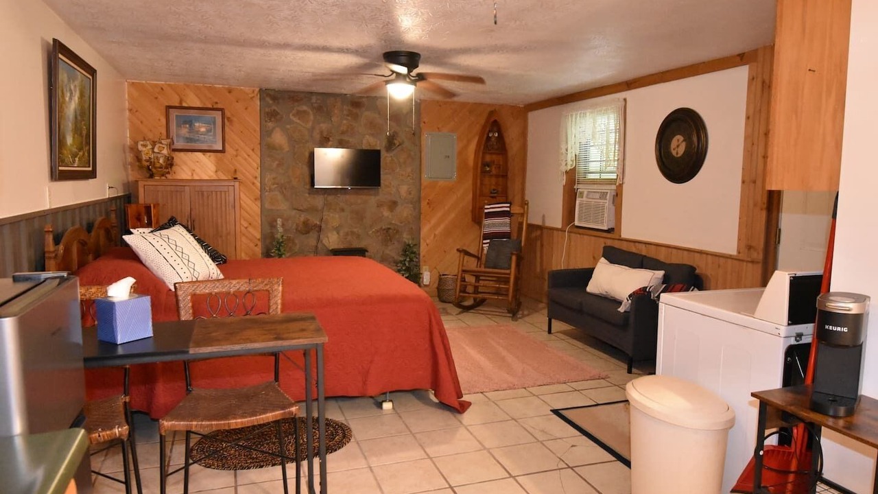 Photo of Bedroom in Woodbine
