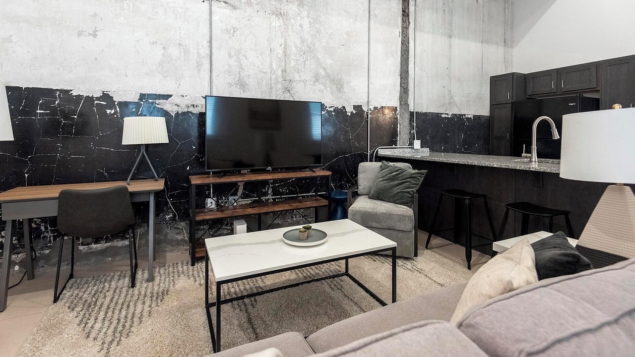 Photo of Livingroom in Downtown Memphis
