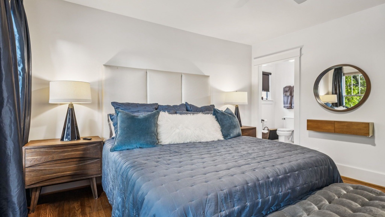 Photo of Bedroom in Belmont - Hillsboro