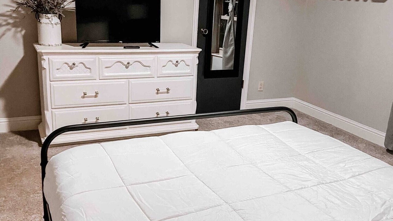 Photo of Bedroom in Clinton