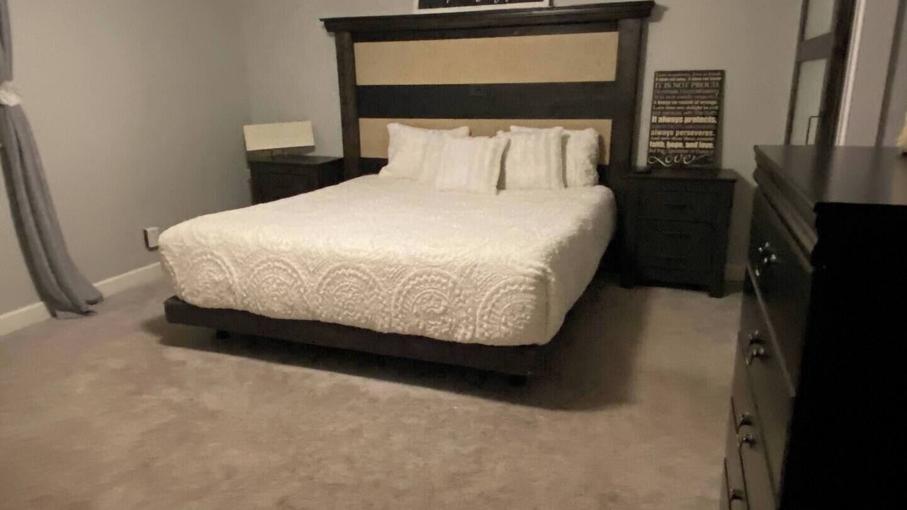 Photo of Bedroom in Clinton