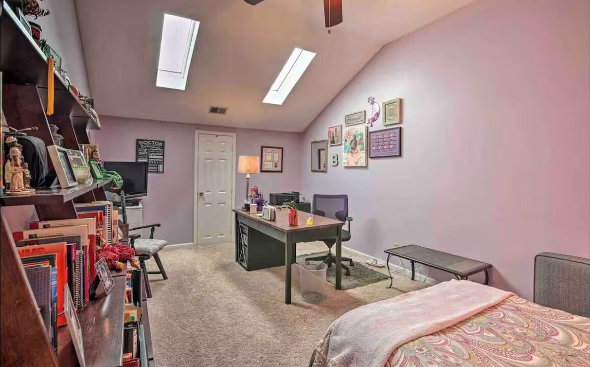 Photo of Bedroom in Salemtown