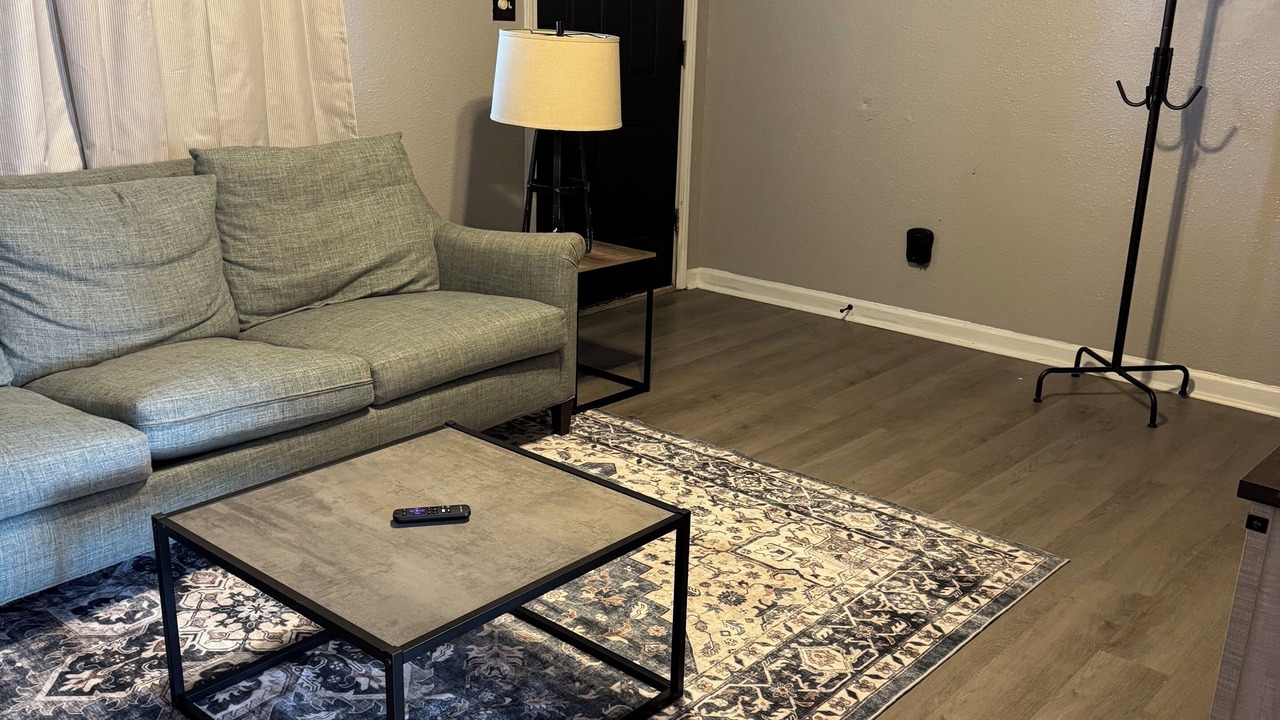 Photo of Livingroom in Cahokia