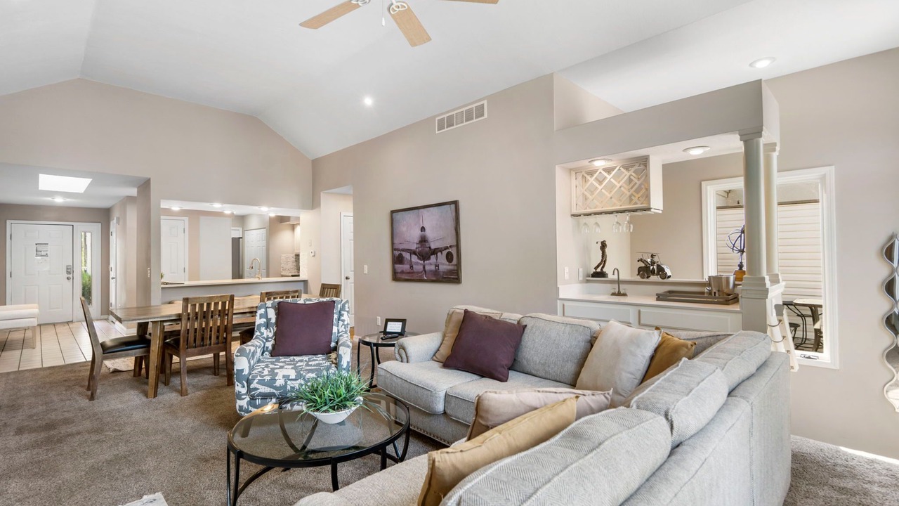 Photo of Livingroom in Table Rock