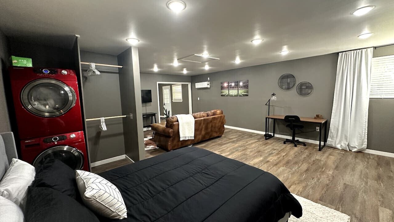 Photo of Bedroom in Turner Park