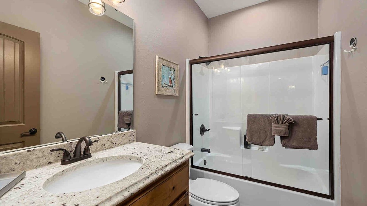 Photo of Bathroom in Hollister