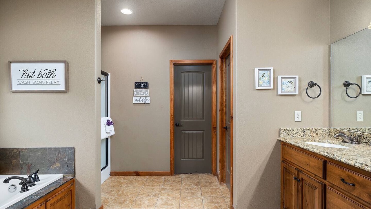 Photo of Bathroom in Branson