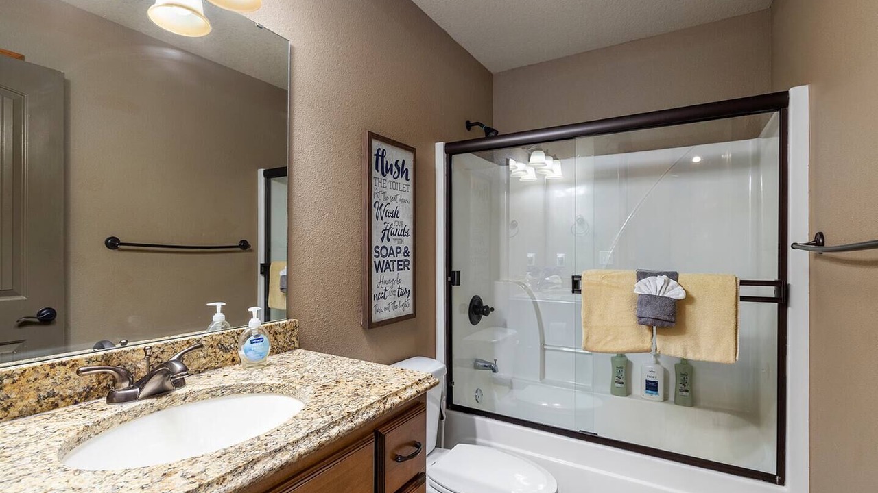 Photo of Bathroom in Branson