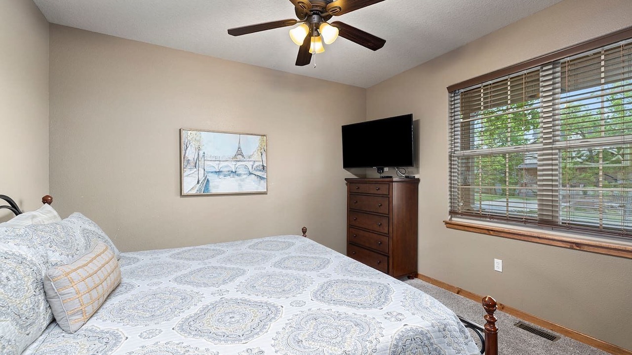 Photo of Bedroom in Branson