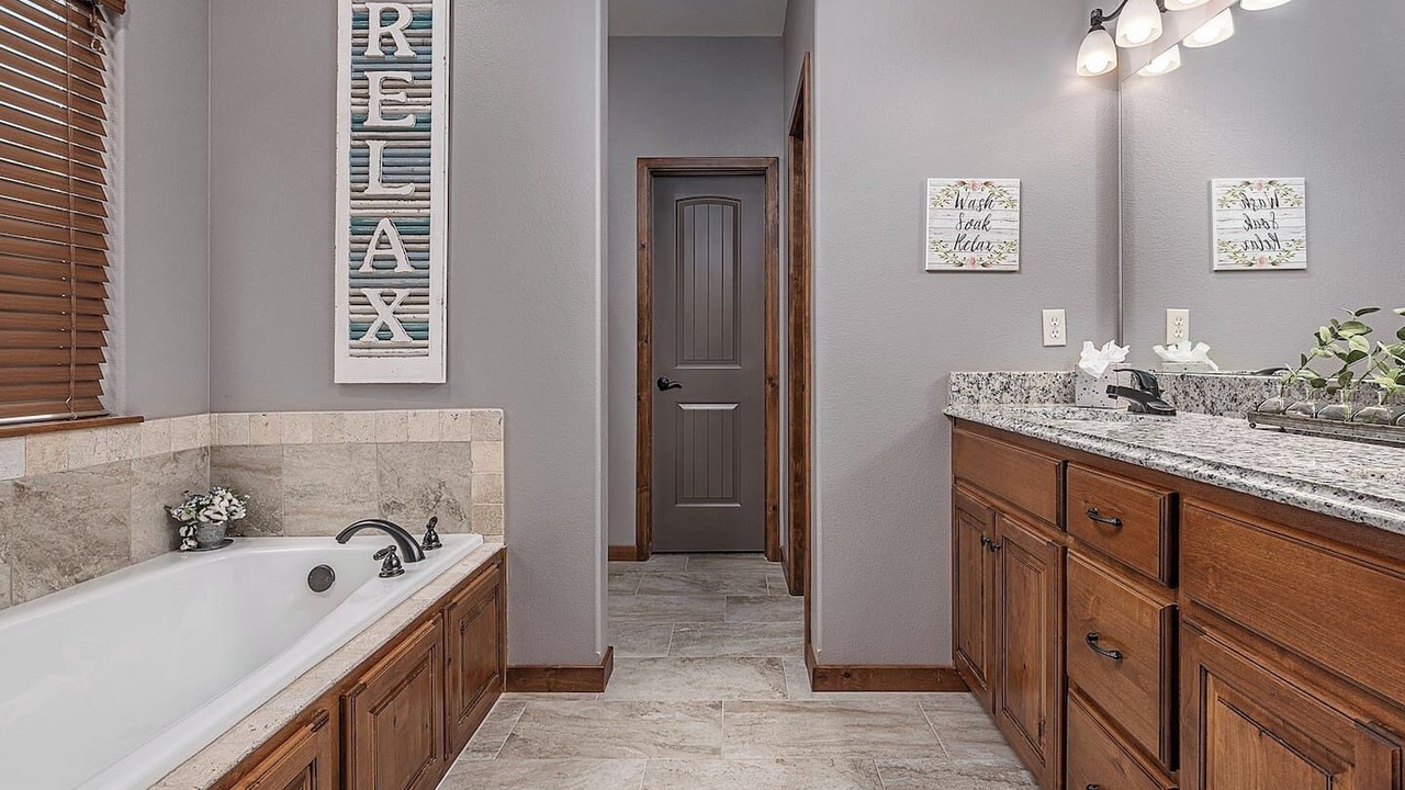 Photo of Bathroom in Hollister