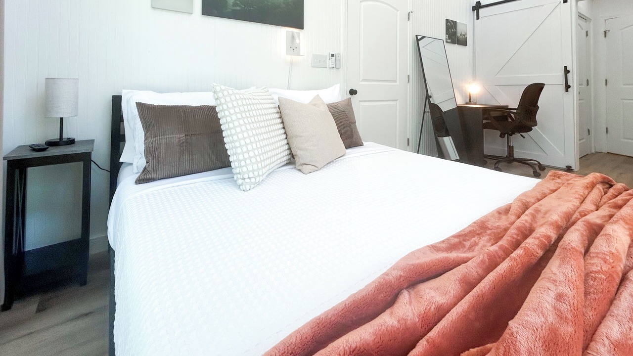 Photo of Bedroom in Campton