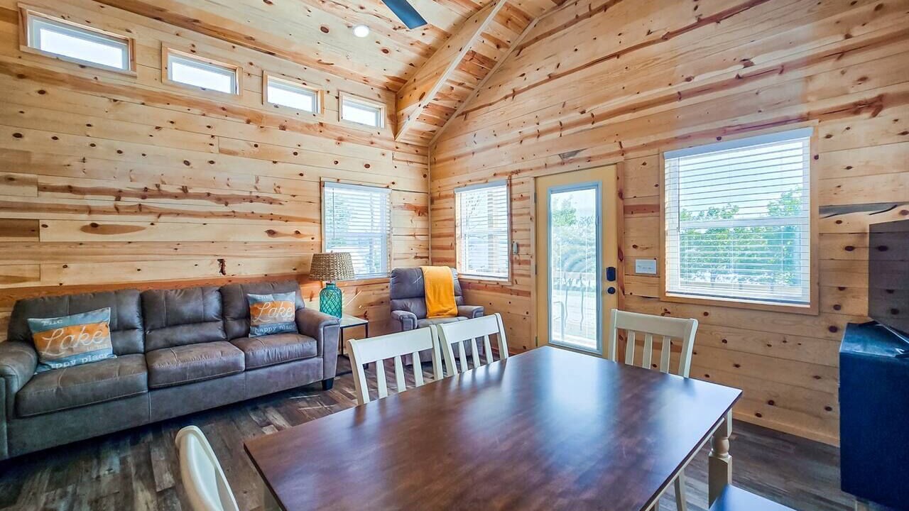 Photo of Livingroom in Checotah
