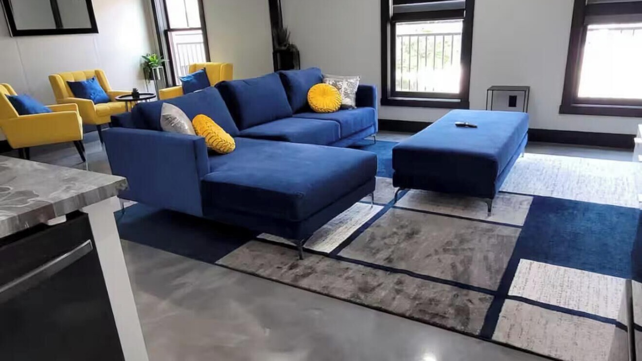 Photo of Livingroom in Elizabethtown
