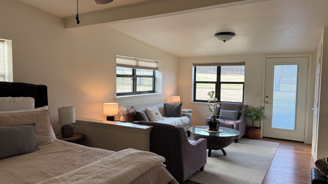 Photo of Bedroom in Caddo Gap
