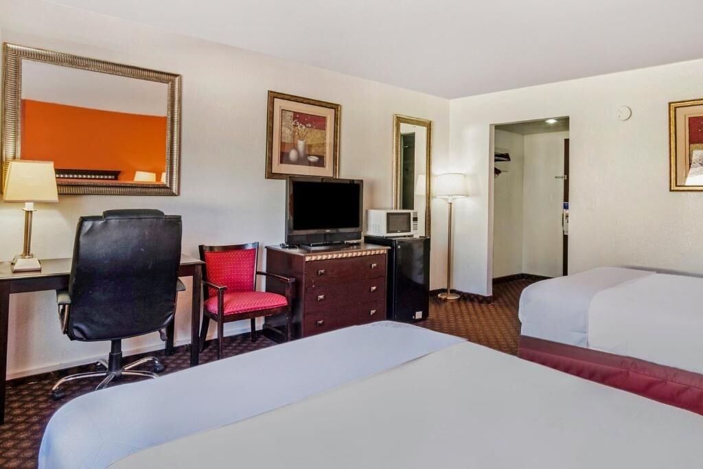 Photo of Bedroom in Dodge City
