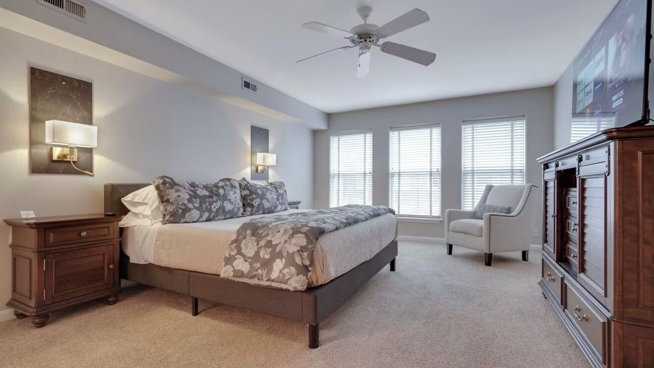 Photo of Bedroom in Cherokee Triangle