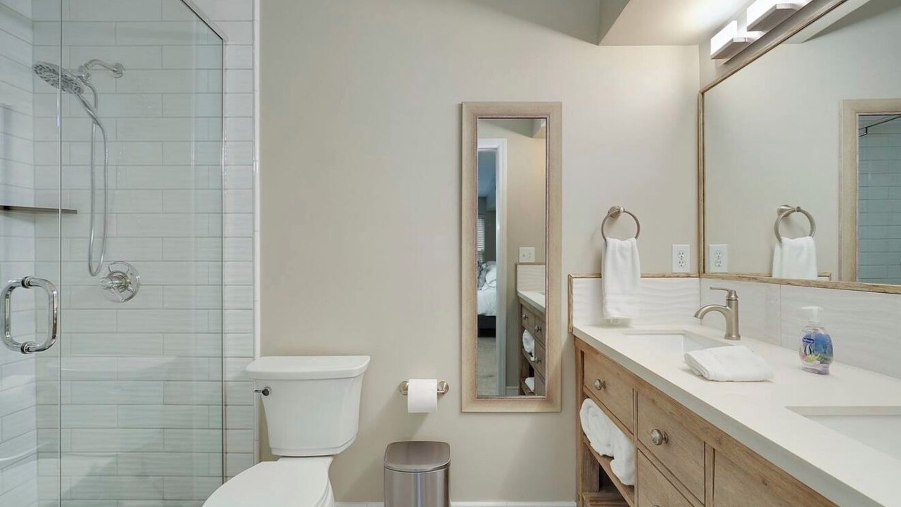 Photo of Bathroom in Cherokee Triangle