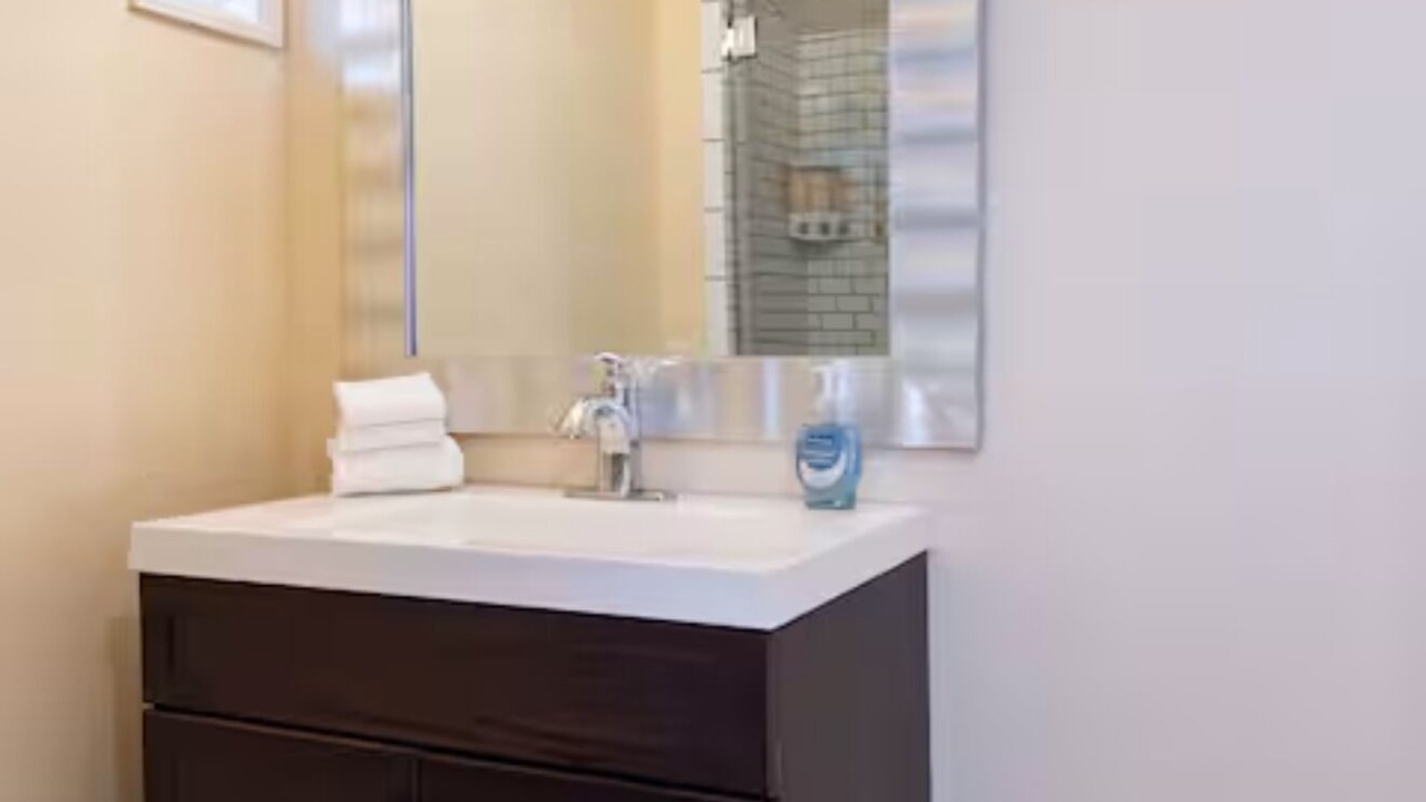 Photo of Bathroom in Cherokee Triangle