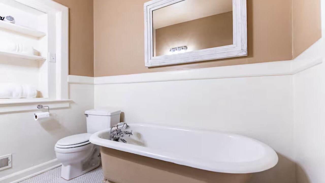 Photo of Bathroom in Cherokee Triangle