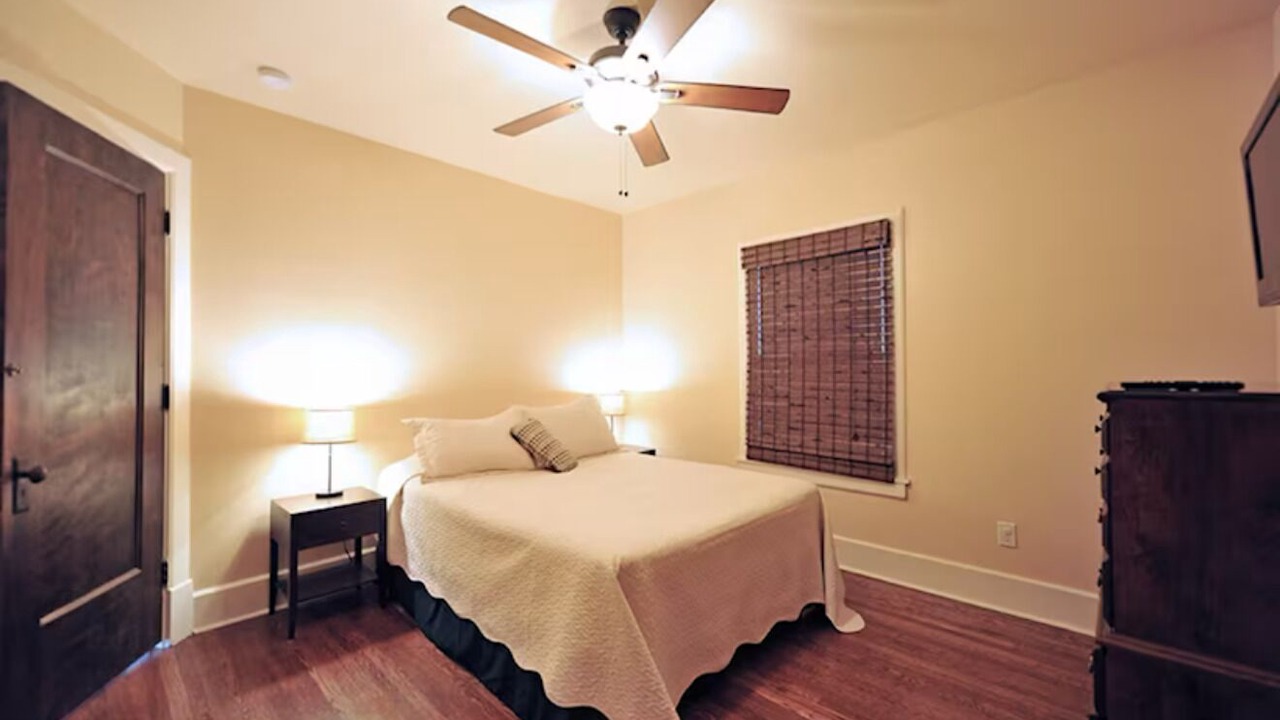 Photo of Bedroom in Cherokee Triangle