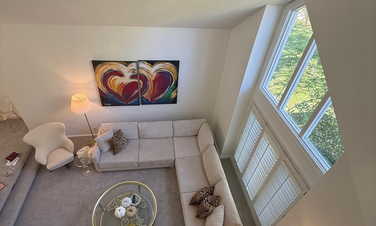 Photo of Livingroom in Leawood
