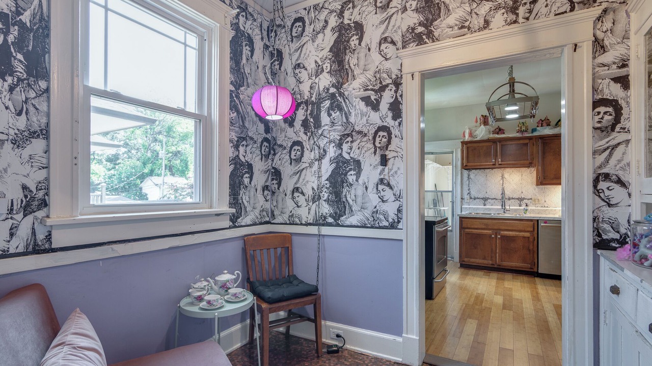 Photo of Livingroom in Evergreen