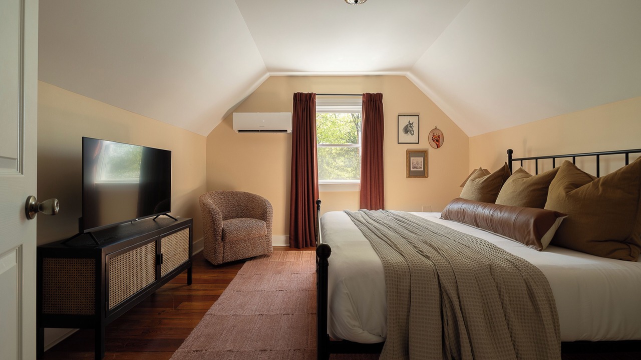 Photo of Bedroom in Germantown