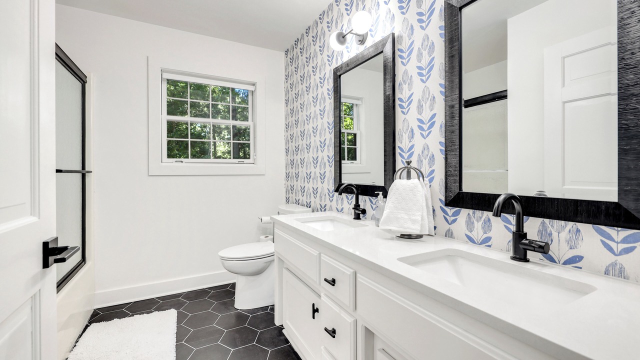 Photo of Bathroom in Bella Vista