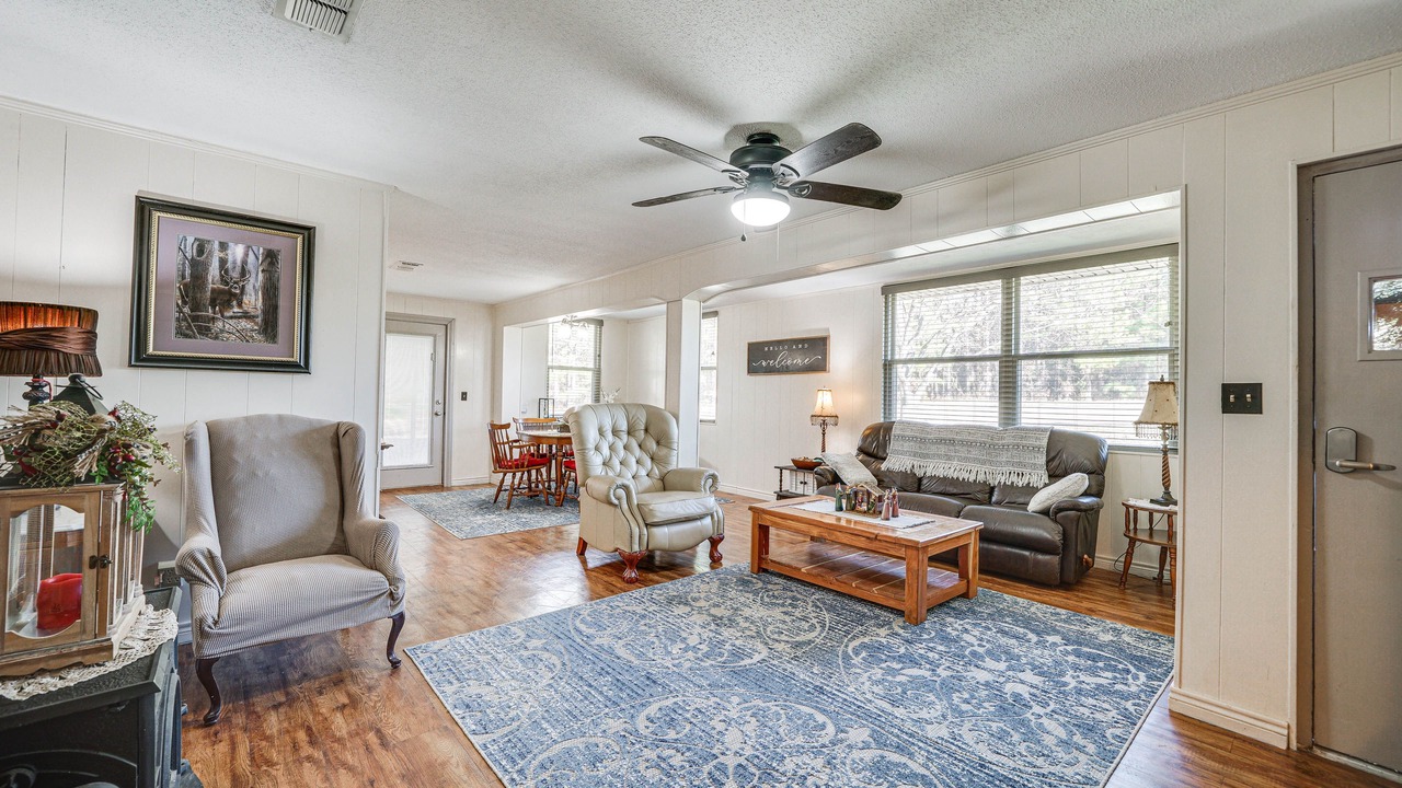 Photo of Livingroom in Lockesburg
