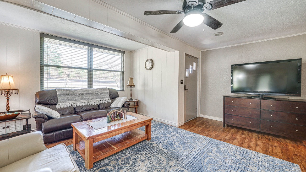 Photo of Livingroom in Lockesburg