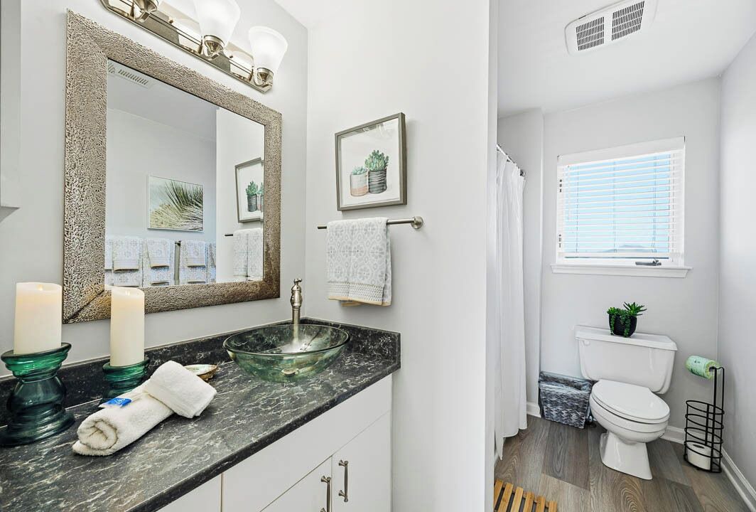 Photo of Bathroom in Manteo