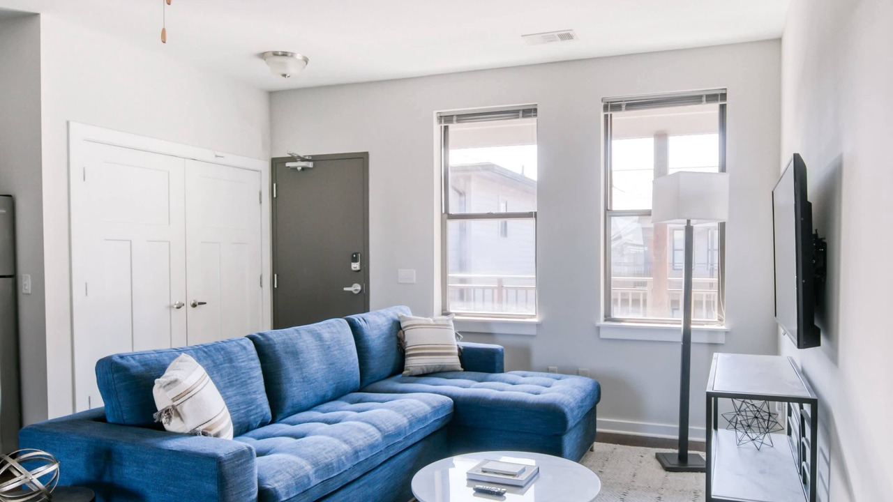 Photo of Livingroom in Hillsboro Village