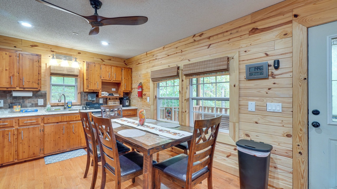 Photo of Kitchen in Oneida