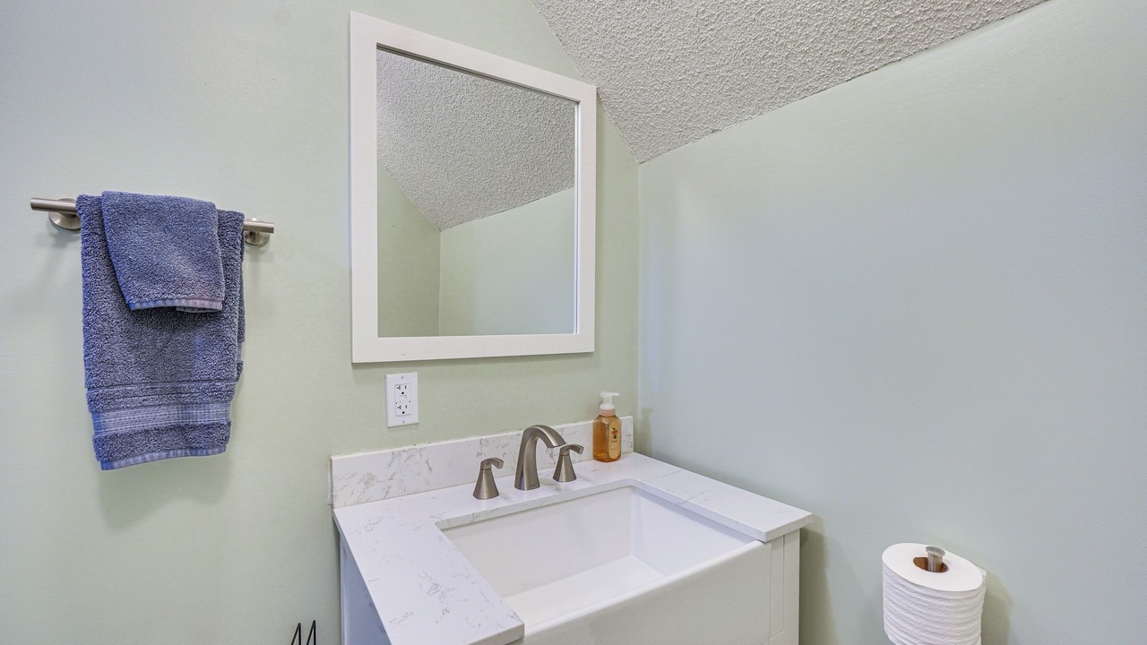 Photo of Bathroom in Oneida