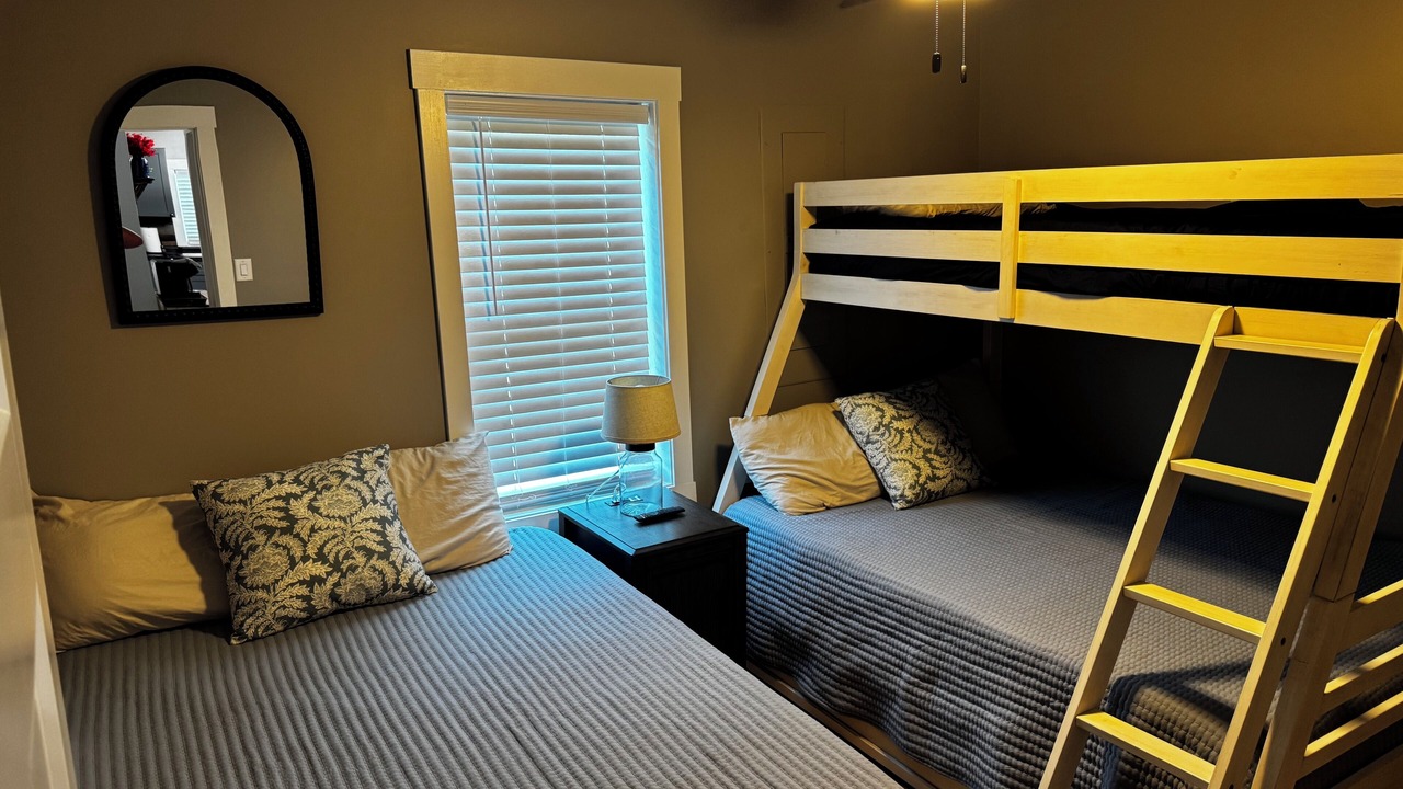 Photo of Bedroom in Simpson