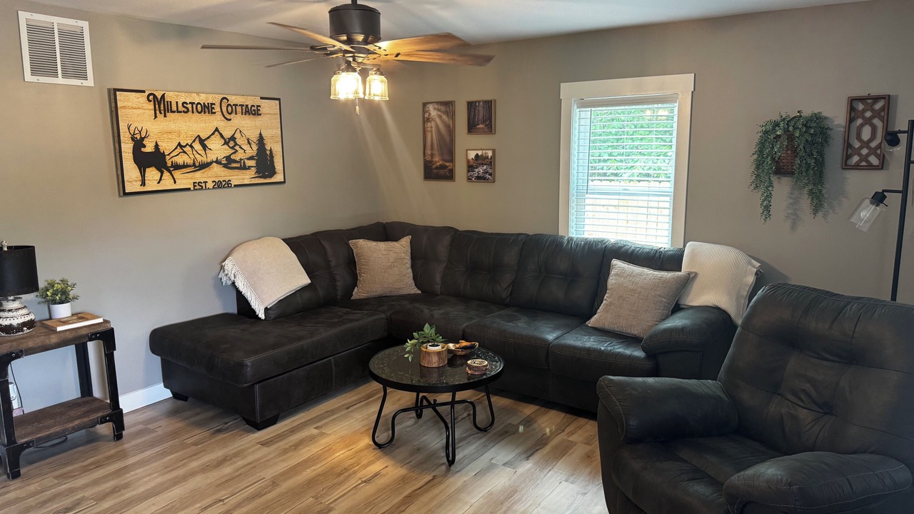 Photo of Livingroom in Simpson