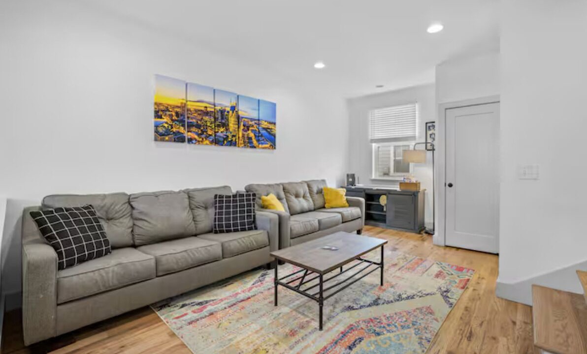Photo of Livingroom in The Nations