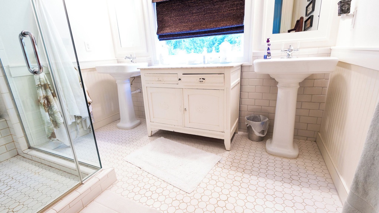Photo of Bathroom in Park Hill