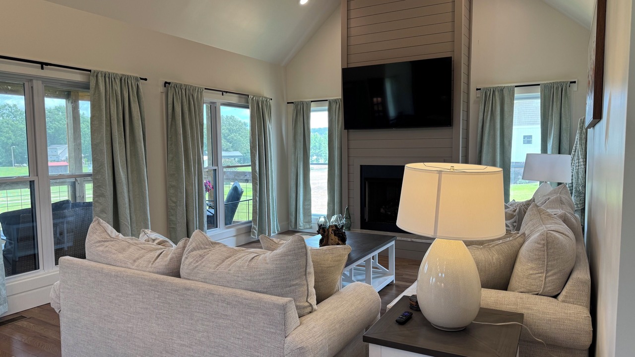 Photo of Livingroom in Decaturville