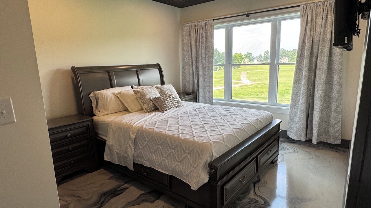 Photo of Bedroom in Decaturville