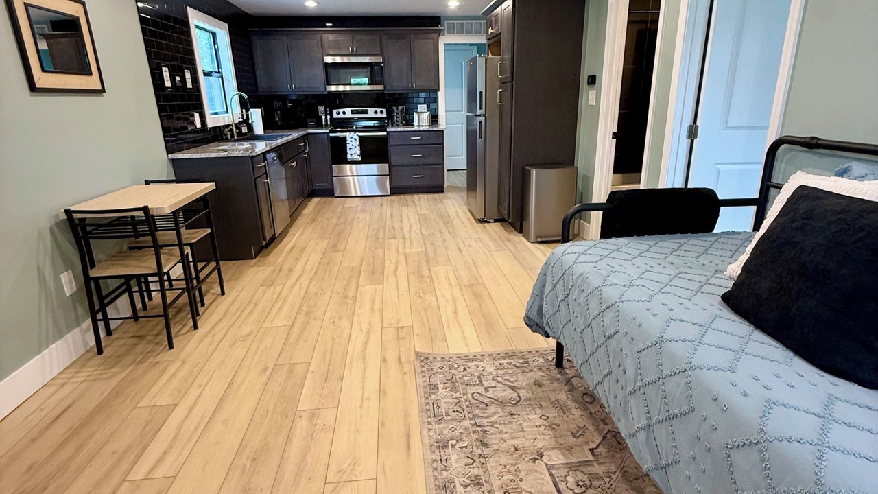 Photo of Bedroom in Crystal City