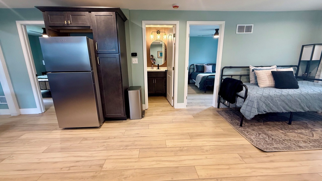 Photo of Bedroom in Crystal City