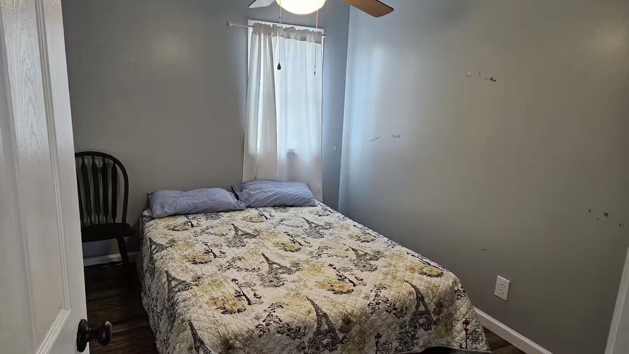 Photo of Bedroom in Vevay