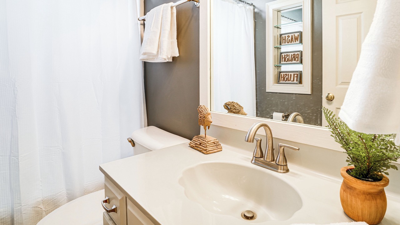 Photo of Bathroom in Buechel