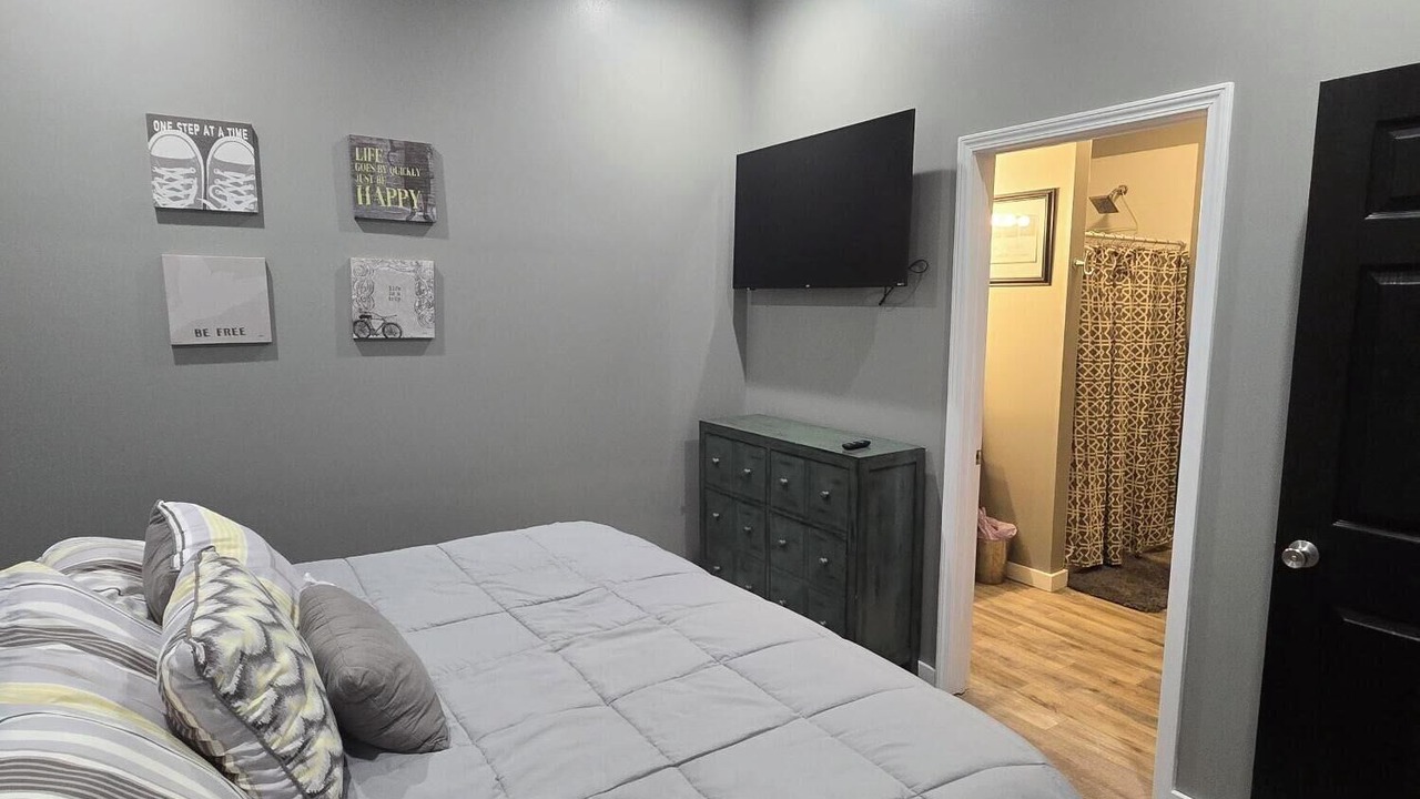 Photo of Bedroom in Bonner Springs