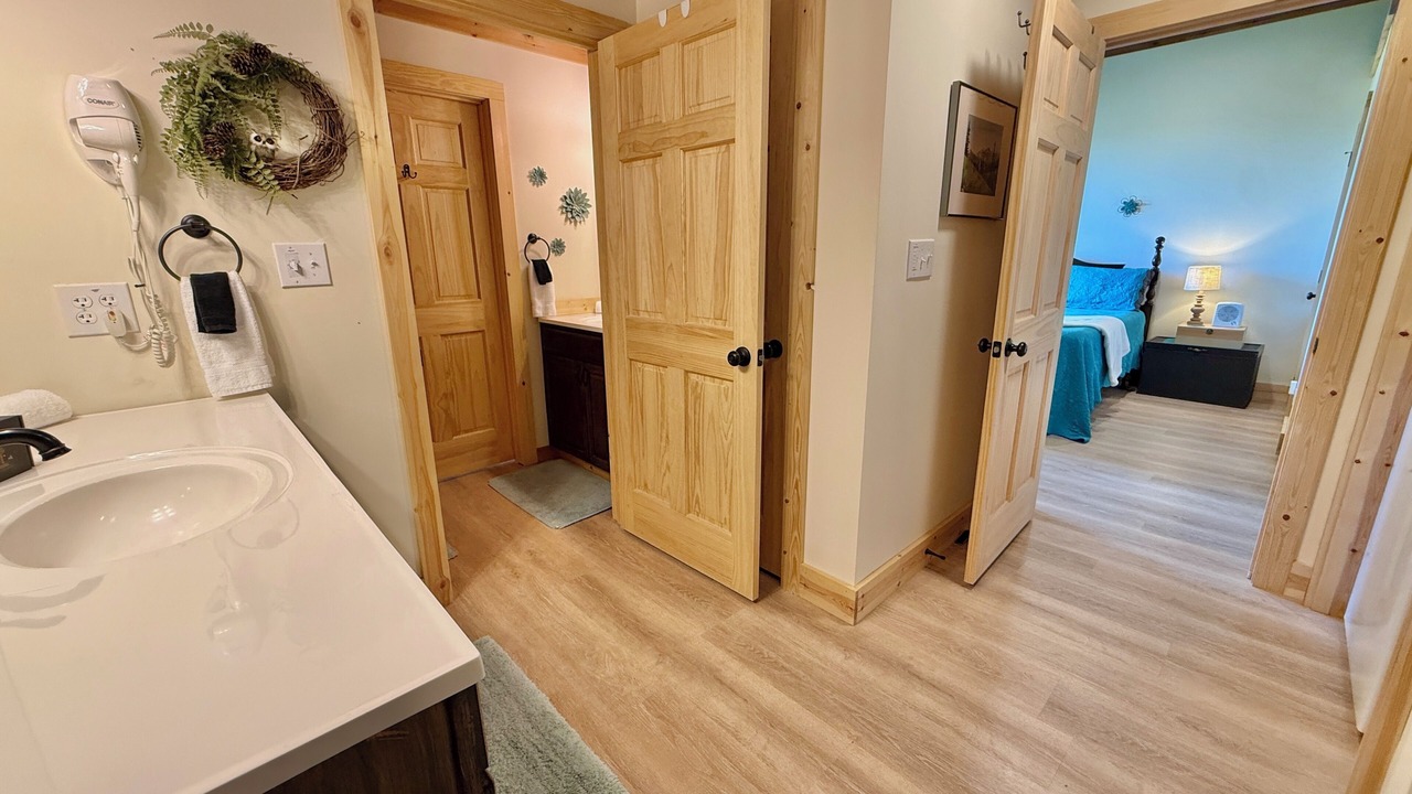 Photo of Bathroom in Wears Valley