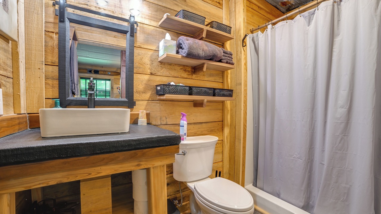 Photo of Bathroom in Benton