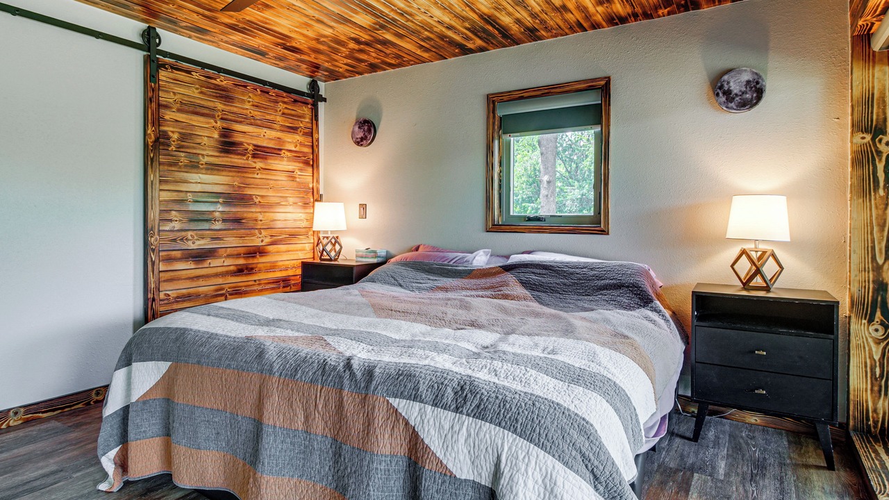 Photo of Bedroom in Fairland