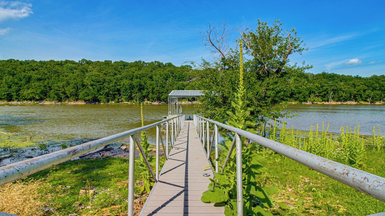 Photo of Outdoor in Fairland