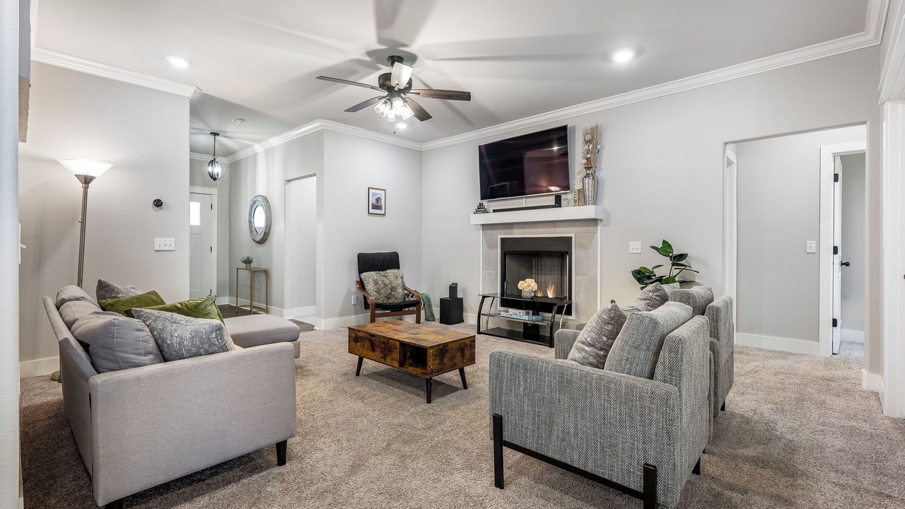 Photo of Livingroom in Springdale